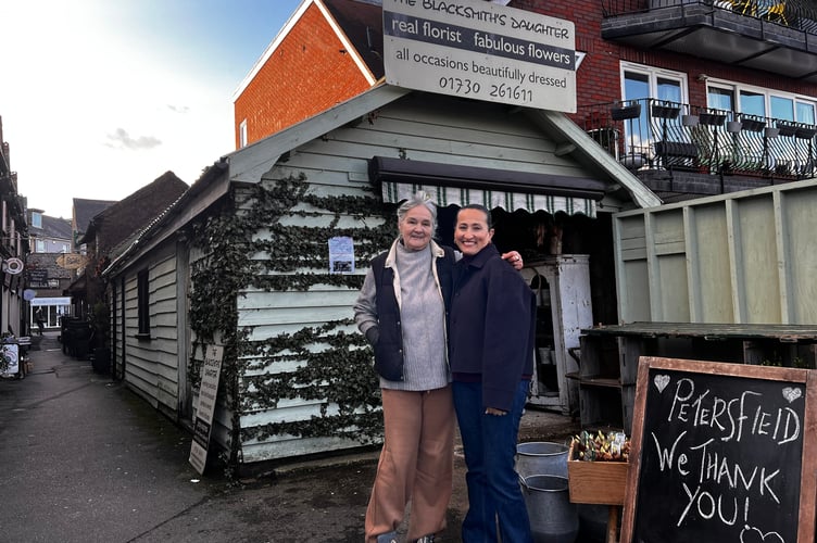 Left to rightL Kristina Cousen of The Blacksmith_'s Daughter and Bilsen Gonul of Bazaar restaurant outside the Blacksmith's Daughter. Bakery Lane, Chapel St, Petersfield.
LDRS