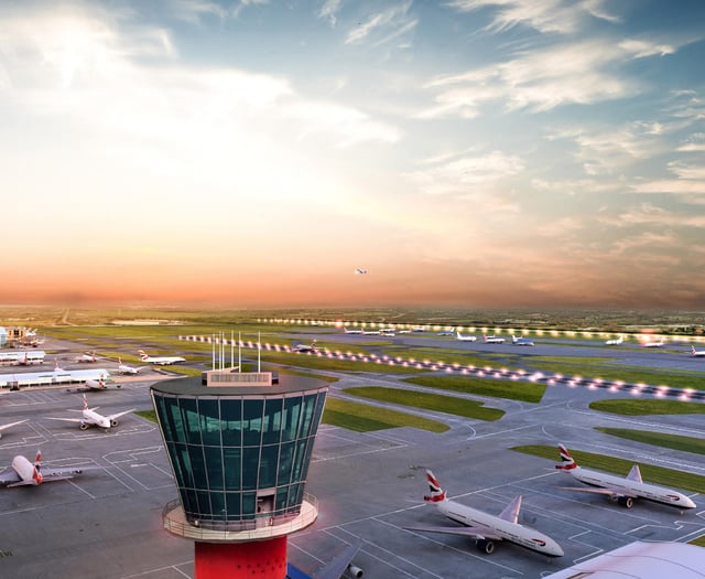 Expansion of Gatwick and Heathrow 'crucial for economy of region'