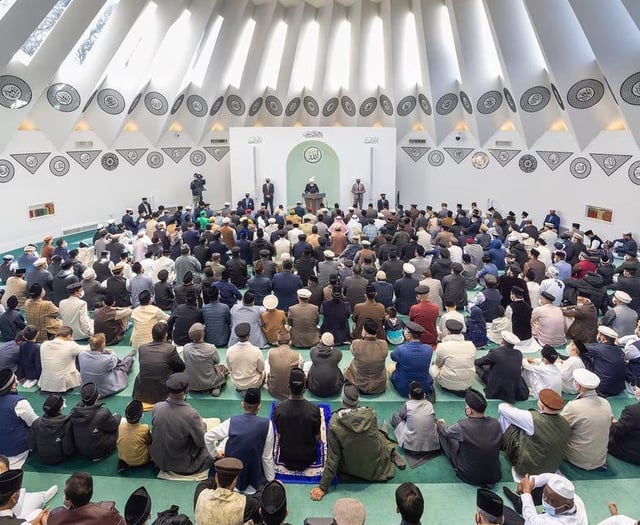 All eyes on Tilford as thousands join leader for Eid sermon