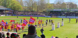 Shots beat ten-man Cards to reach FA Trophy final at Wembley