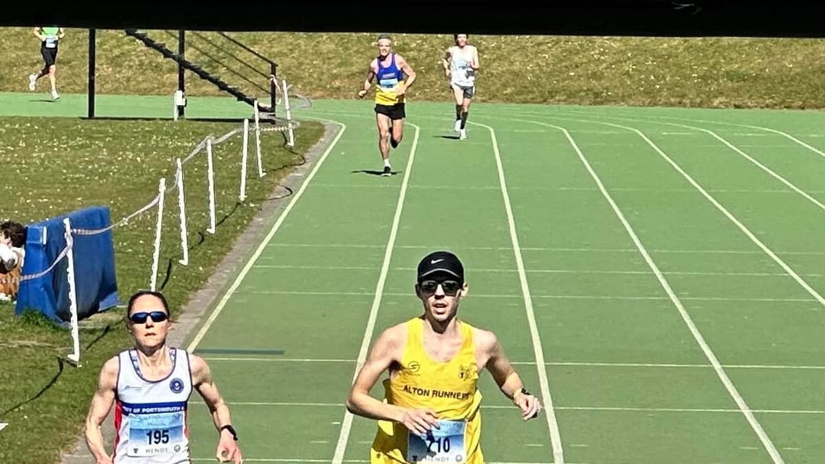 Alton Runners impress at ten-mile race | petersfieldpost.co.uk