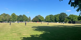 Farnham continue strong start with emphatic win