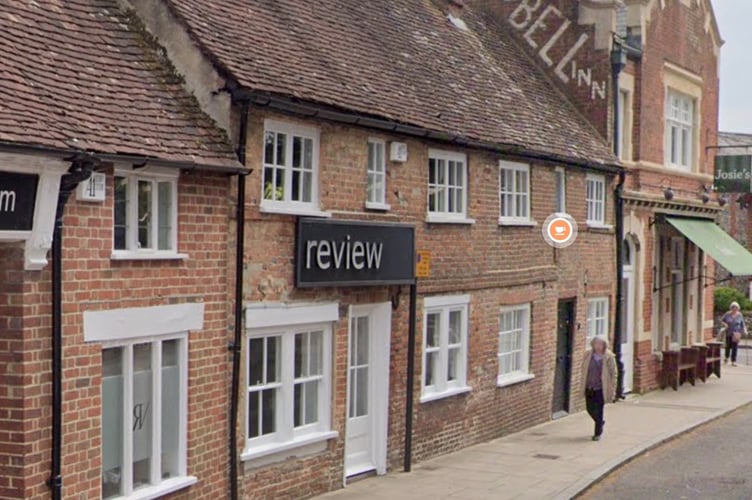 Review Salon Petersfield