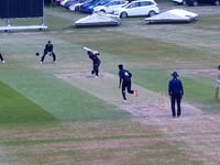 Farnham continue perfect start