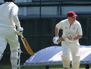 Clanfield chase down 200 without losing a wicket