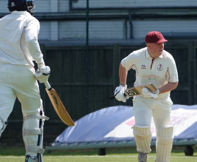 Clanfield chase down 200 without losing a wicket