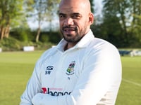 Walters bowls Alton to emphatic win