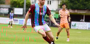 Evans' stoppage-time penalty maintains Farnham Town's unbeaten start