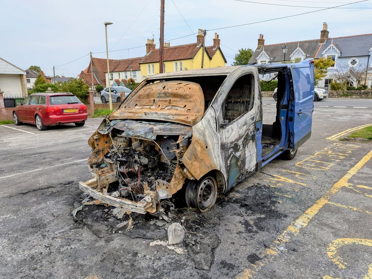 Liss Van Fire Hill Brow Road