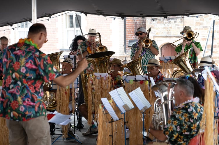 Liss Band Bandamonium