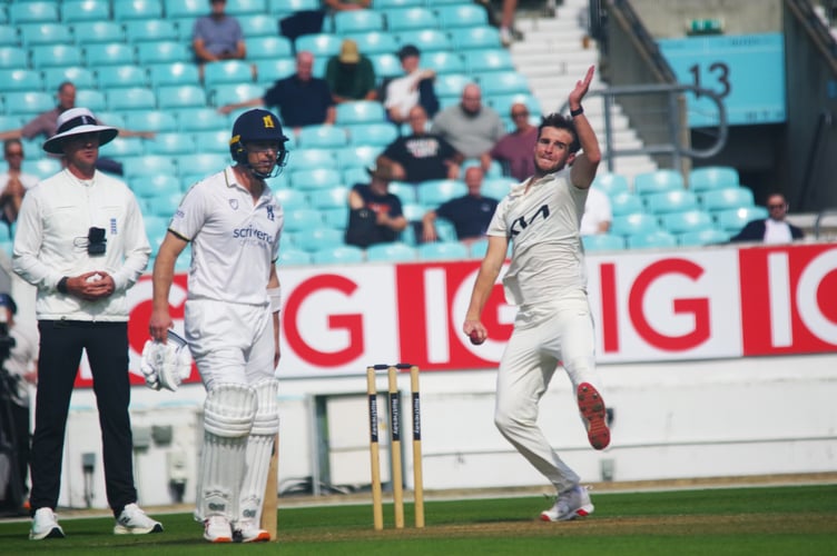 Tom Lawes during his dramatic burst against Warwickshire (Photo: Mark Sandom)