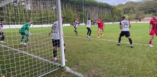 Goal direct from a corner as Petersfield harness the wind