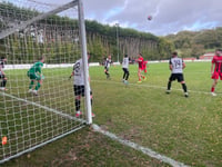 Goal direct from a corner as Petersfield harness the wind