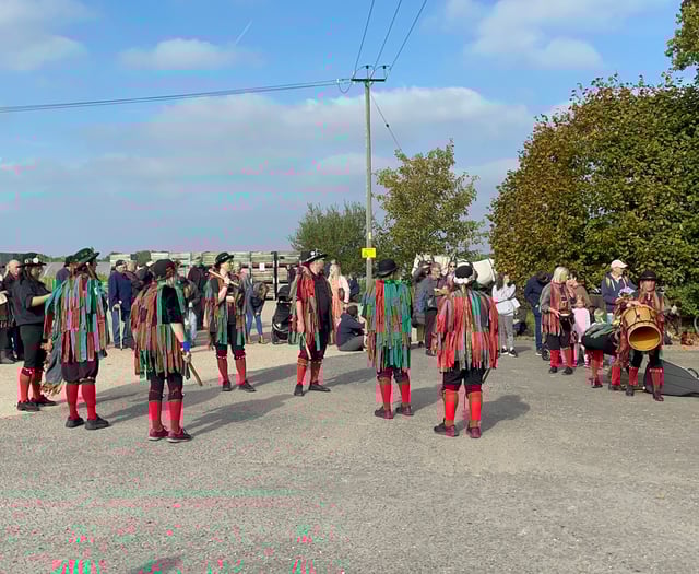 WATCH: The core a-peel of Blackmoor's Apple Tasting Day.