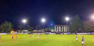 Farnham Town slip to late defeat against Walton & Hersham