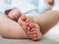 Breastfeeding rates in Hampshire worsen