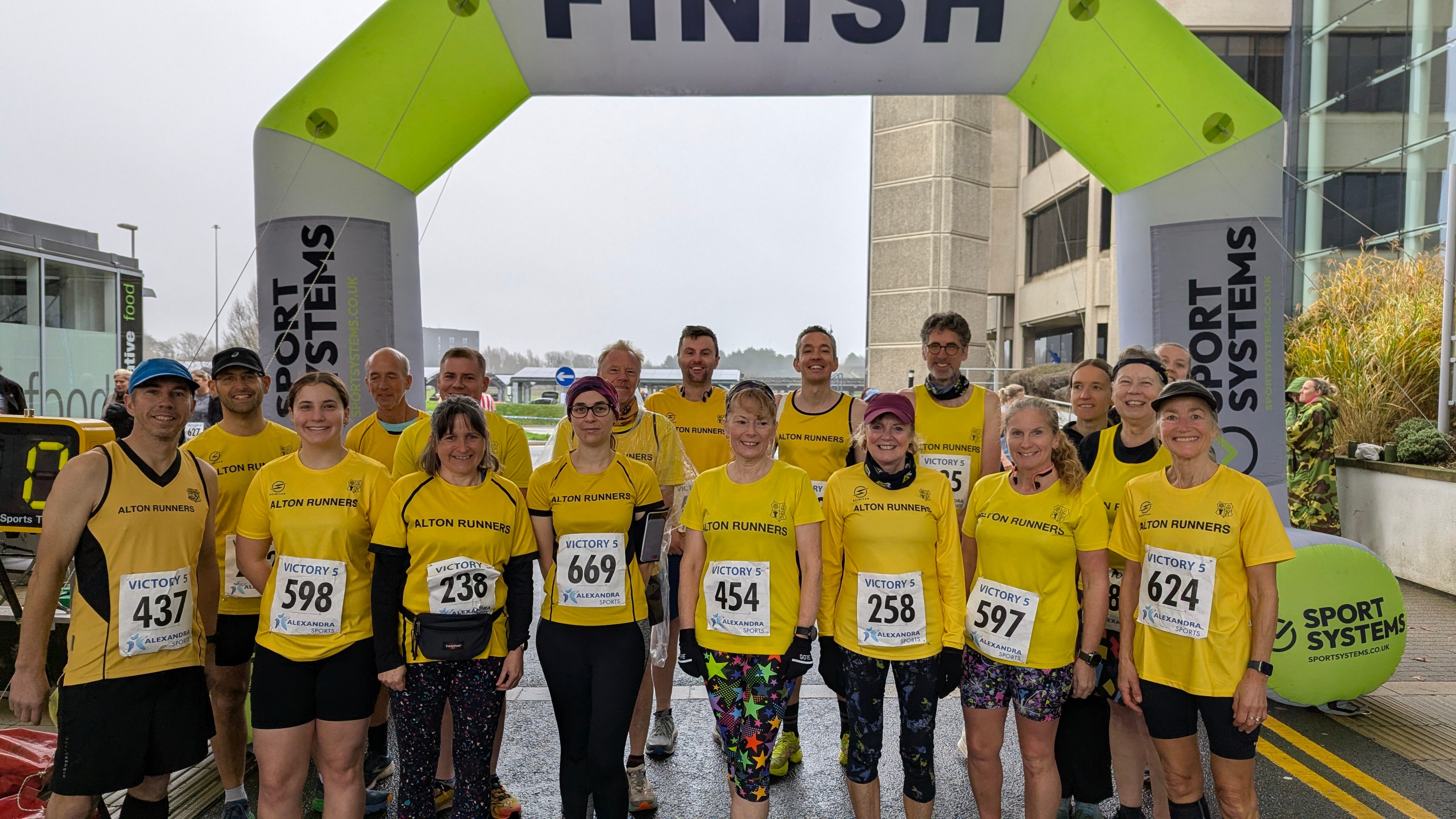 Alton Runners shine at Victory five-mile road race | petersfieldpost.co.uk