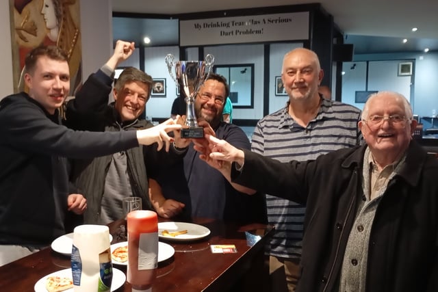 Liss RBL A lead Farnham Snooker League at halfway point