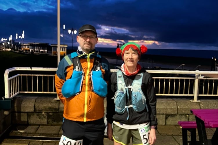 Tom Bampton and Philomel Bennett at the start of the Portsmouth Coastal 50km ultra