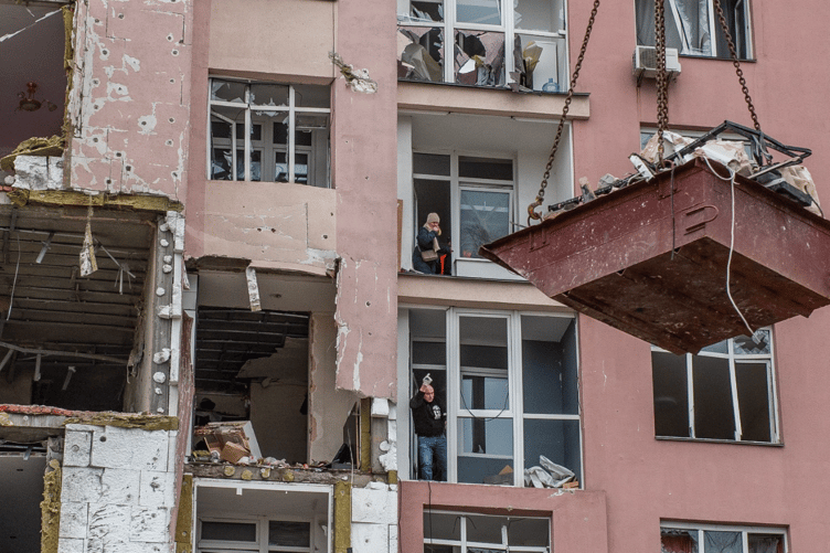 An apartment block in Kyiv damaged by a Russain attack.