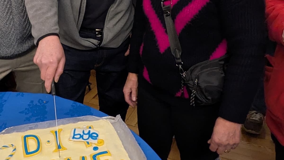 One final job as Liss says 'thank you' to legendary DIY pair