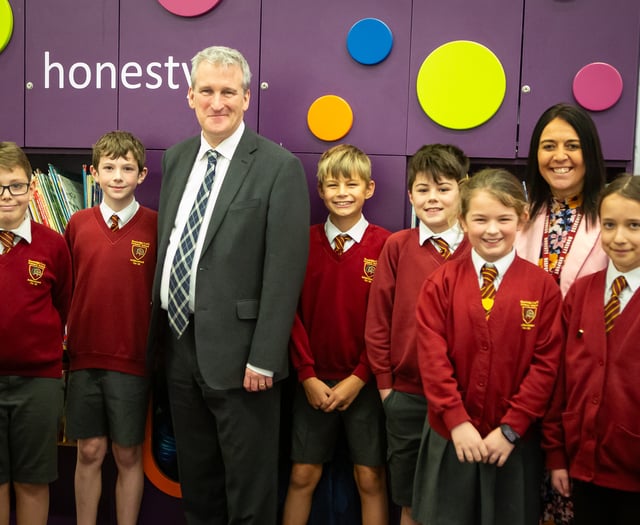 MP goes back to school to learn about Rowledge hub plans