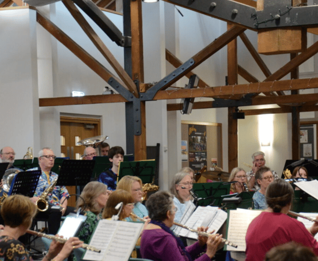 Alton Concert Band will play alongside The Lydian Singers