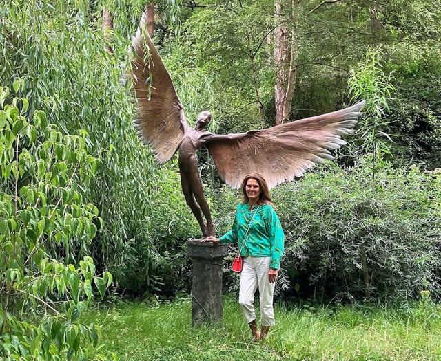 Sculptor Nicola Godden will open AppArt exhibition and trail