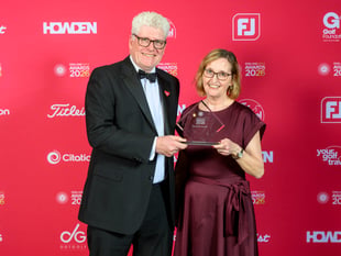 Farnham golfer Lottie Woad wins England Golf award