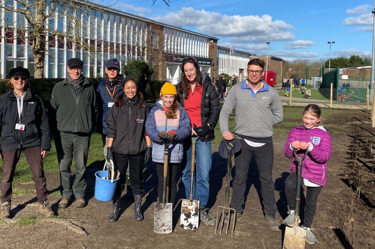 The Petersfield School hedge planting