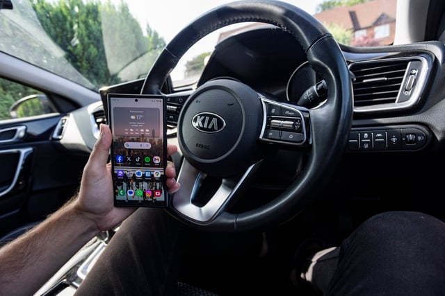 Hampshire and Surrey drivers fined £2.29m for mobile phone use