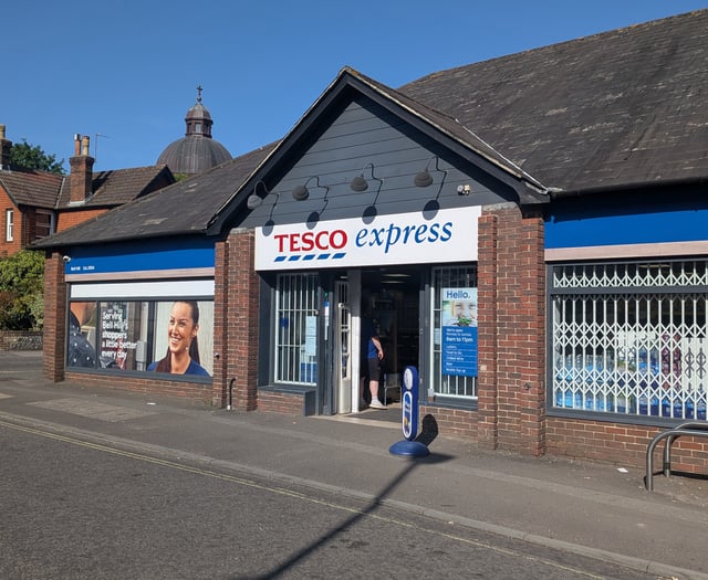 Man jailed for "spur of the moment" knifepoint robbery in Petersfield