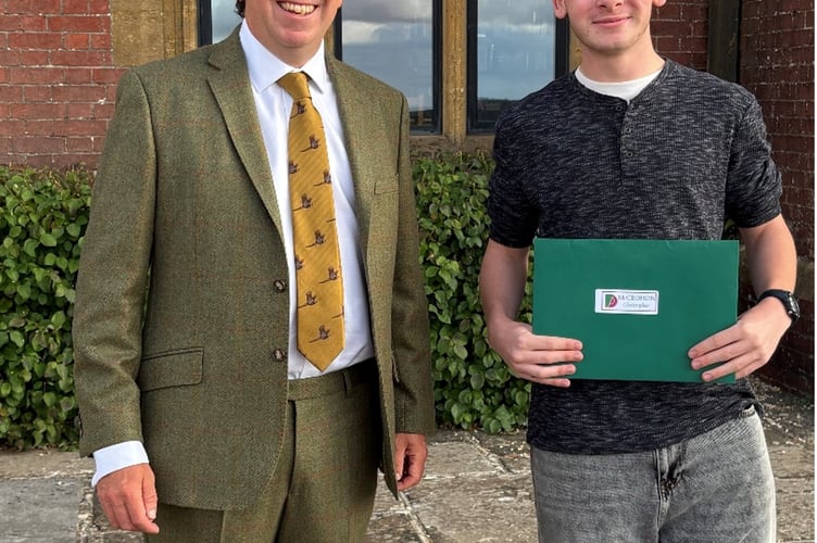 FH PP New Ditcham Head.jpg
