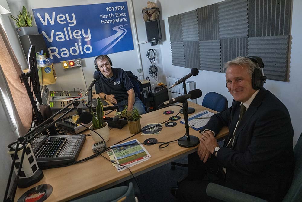 Hinds in the hotseat as MP visits new Alton radio station studio
